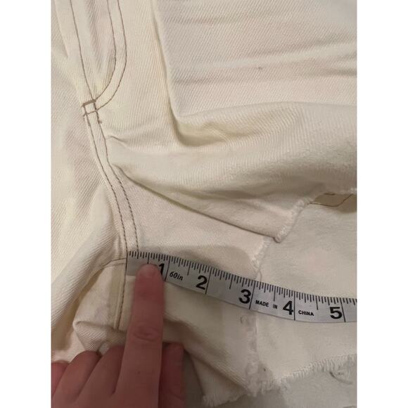 NWT House of Harlow 1960 Women's Ivory High Rise Mom Shorts Size 27 - Picture 10 of 12